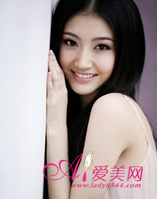  干性皮膚的護(hù)理須知 精選美白保濕護(hù)膚品 