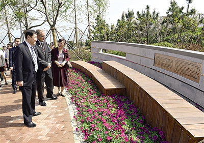 APEC友誼林在青揭幕