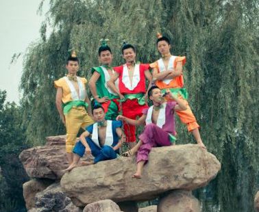 葫蘆娃畢業(yè)照走紅