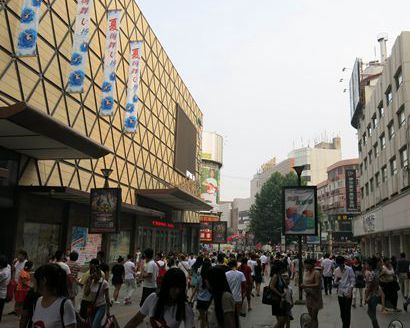 新業(yè)態(tài)競相落子李滄的“背后”