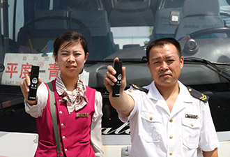 圍觀防暴神器 大客車配辣椒水