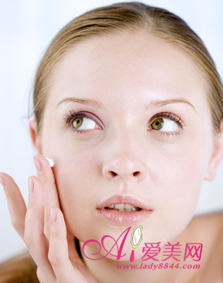  干性肌膚如何去黑頭 牛爾美容省錢(qián)護(hù)膚法 