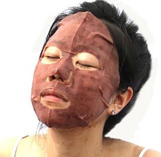 自制紅酒面膜敷出紅潤(rùn)好膚色