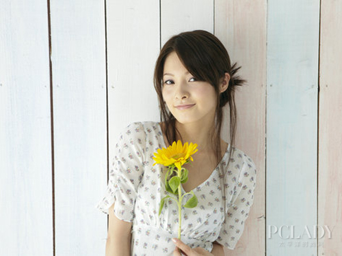 清純氣質(zhì)淑女妝 打造甜蜜約會(huì)Look