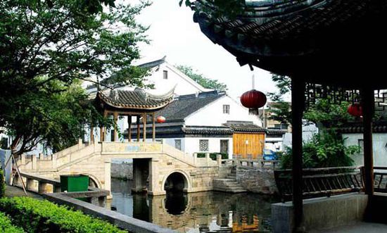 十一不想人擠人 去冷門線路“占便宜”吧！