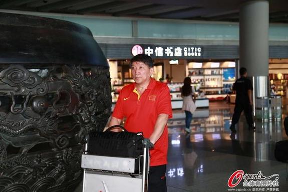 宮魯鳴：韓國比賽太殘酷 看裁判幫到什么地步