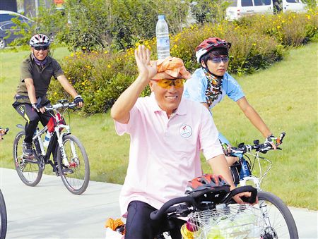 （相關(guān)視頻請掃二維碼觀看）