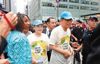 潘基文加入游行 關(guān)注氣候變化