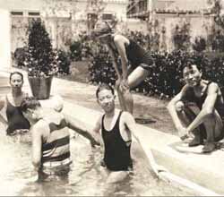 梅老板的泳裝照