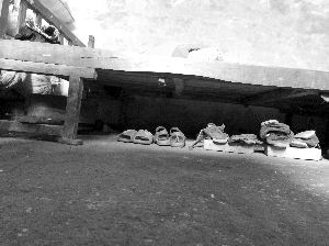 蓮蓮的房間很簡(jiǎn)陋