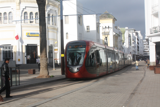 在非洲大陸，僅4座城市有地鐵系統(tǒng)。 既圖片中的卡薩布蘭卡，以及開(kāi)羅、阿爾及爾和突尼斯。