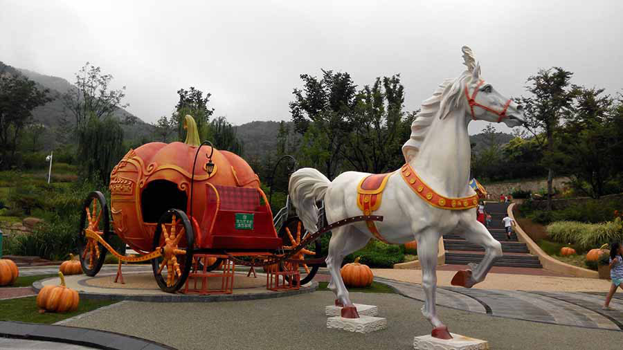夢幻馬車等待著各位小公主喲！