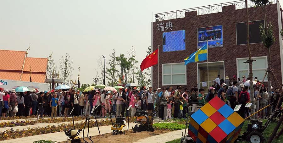 瑞典館前的長隊