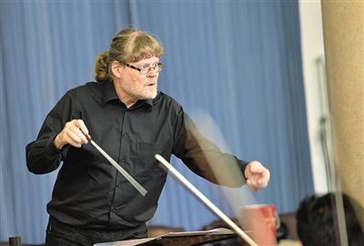 比森林湖泊更深邃的是情感