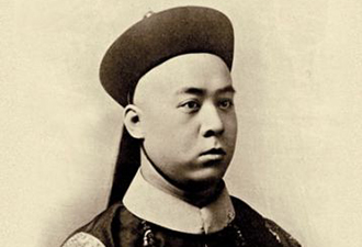 恭親王復(fù)辟失敗隱居青島踢球解悶 恭親王復(fù)辟失敗隱居青島踢球解悶