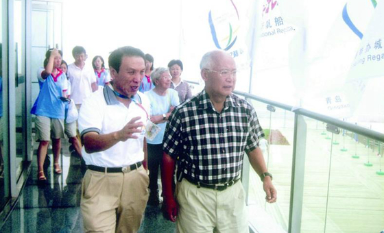 中國申奧之父何振梁去世 曾充當(dāng)青島申辦奧帆賽的信使