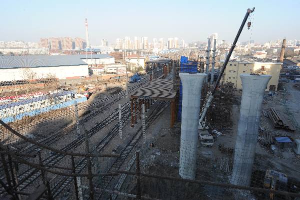 新疆路高架快速路主線年內(nèi)通車