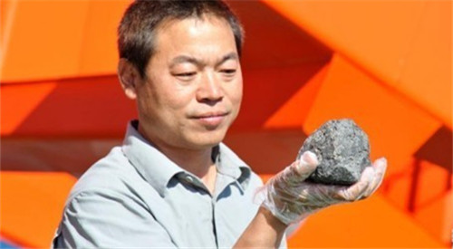 我國(guó)科學(xué)家在南極發(fā)現(xiàn)灶神星隕石 我國(guó)科學(xué)家在南極發(fā)現(xiàn)灶神星隕石