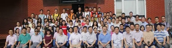 最牛本科班！70多名博導(dǎo)教49名學(xué)生