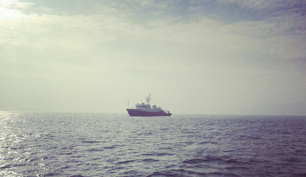 乘坐中海大科考船海上隨拍