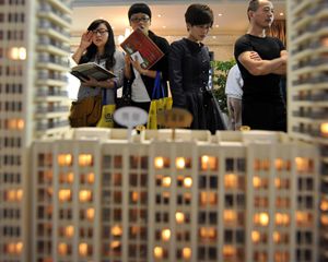 十余房企曝資金告急 破產(chǎn)危機(jī)波及大房企