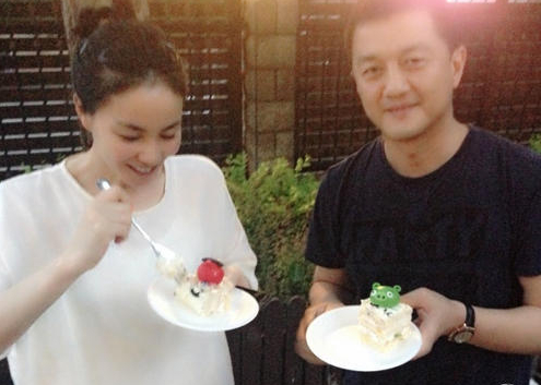 王菲李亞鵬離婚后為李嫣慶生