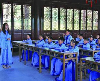 六一節(jié)穿漢服玩穿越