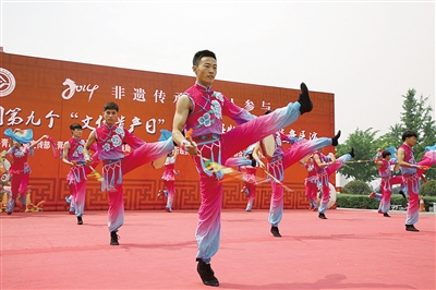 讓非遺文化“活起來”