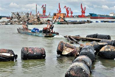 紅會(huì)回應(yīng)三伏天送棉被：南方災(zāi)區(qū)溫差大需棉被