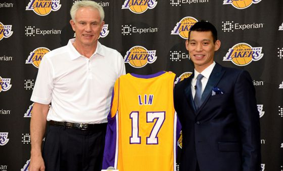 湖人官方宣布簽約書豪 新賽季將披17號戰(zhàn)袍