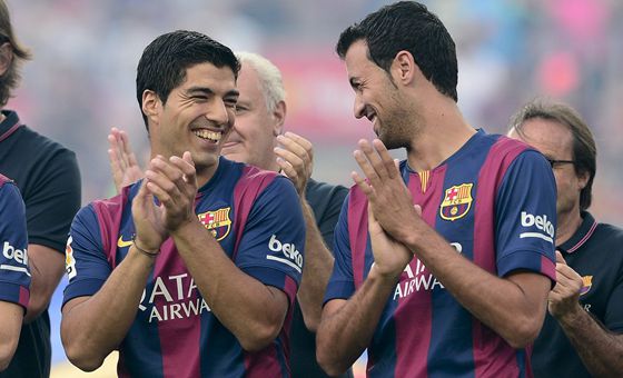 蘇神巴薩首秀獲7萬人喝彩 媒體:這次沒咬人