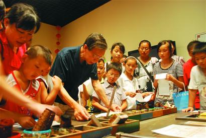 社會(huì)組織服務(wù)居民政府買單 養(yǎng)老服務(wù)再添生力軍