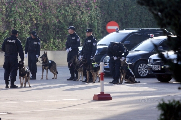 昆明火車(chē)站暴恐案宣判 暴徒現(xiàn)場(chǎng)行兇視頻首曝光