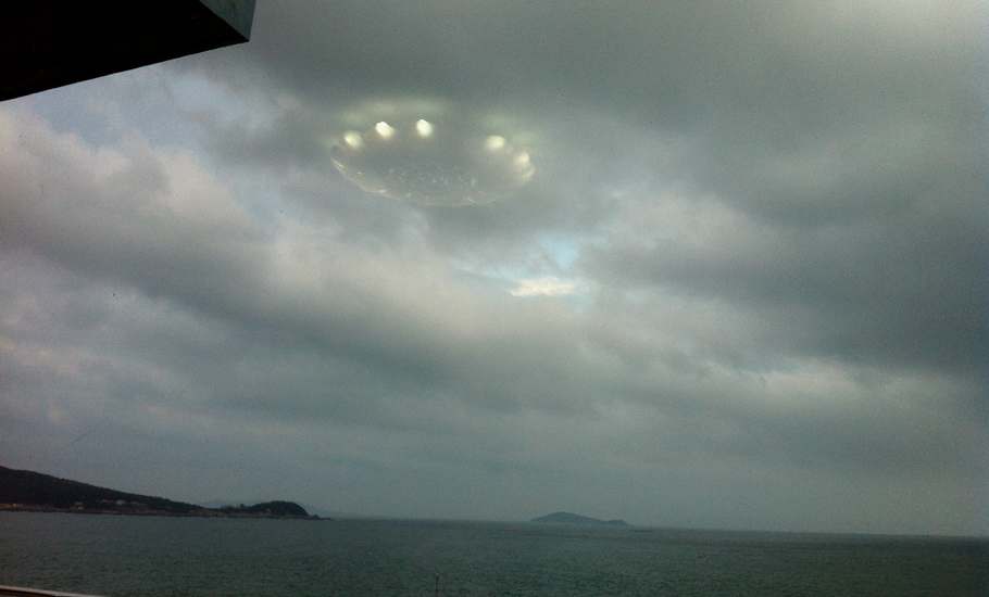 十字 UFO 青島 奇葩 云彩 等你 仙女 川 地球 嶗山