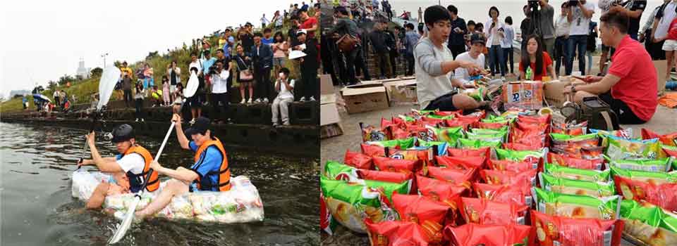 韓大學(xué)生坐“薯片救生筏”渡江 反對(duì)食品袋充氣過多