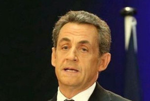 薩科齊參選總統(tǒng)成疑低支持率給其“下馬威”