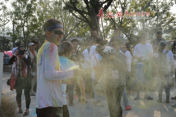 彩虹跑 奔跑 青島日報(bào) 世園會(huì)