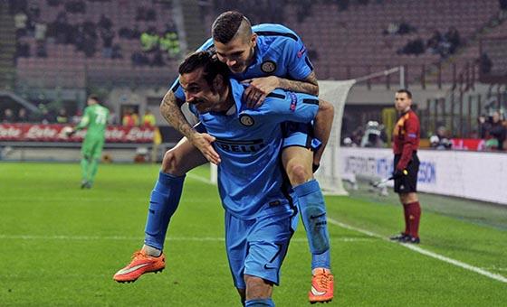 歐聯(lián)杯-門(mén)將神撲悍將傷退 國(guó)米2-1第聶伯羅