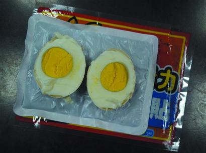 市售暖寶寶多是三無產(chǎn)品 3小時捂熟生雞蛋
