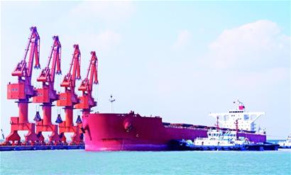 董家口港躋身億噸大港 規(guī)劃建設(shè)112個泊位