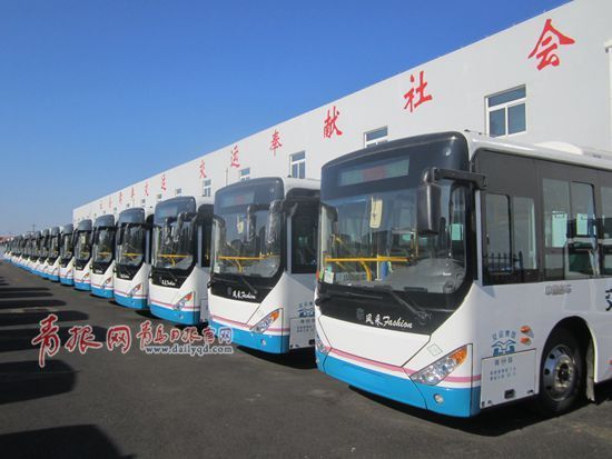 萊西城鄉(xiāng)公交一體化20日啟動(dòng) 當(dāng)天乘車(chē)有優(yōu)惠 再見(jiàn)鄉(xiāng)鎮(zhèn)小客車(chē) 五組 萊西城鄉(xiāng)公交一體化20日啟動(dòng) 當(dāng)天乘車(chē)有優(yōu)惠 再見(jiàn)鄉(xiāng)鎮(zhèn)小客車(chē) 五組