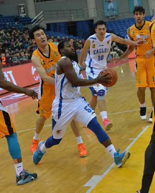 雙星取得CBA聯(lián)賽11連勝 首進(jìn)季后賽