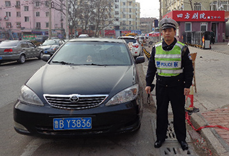 這輛車違法49起扣149分罰款過萬