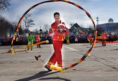 三彎九動十八態(tài) 膠州秧歌扭起來