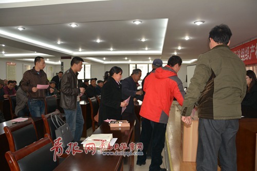 黃島區(qū)集體經(jīng)濟(jì)組織產(chǎn)權(quán)制度改革試點加速推進(jìn) 113個村進(jìn)入改革啟動階段