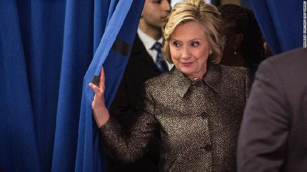 美國(guó)前國(guó)務(wù)卿希拉里宣布參加2016年總統(tǒng)大選