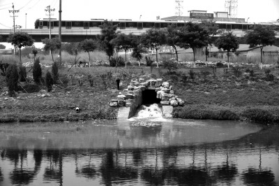 “水十條”要求每年公布水環(huán)境最差最好10城市名單