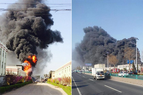 即墨一毛毯廠疑似爆炸 濃煙遮天