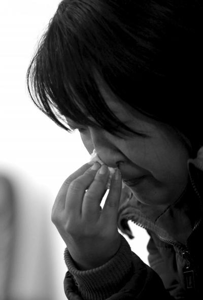 警方破跨省販嬰案：孕婦挺肚賣子 醫(yī)生售出生證明