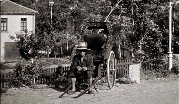 老青島人力車(chē)夫：老舍作品中的駱駝祥子（組圖）